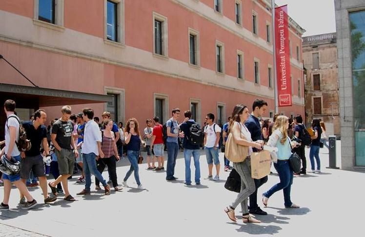 Plaza de profesor tenure-track del departamento de Ciencias Políticas y Sociales de la Universidad Pompeu Fabra